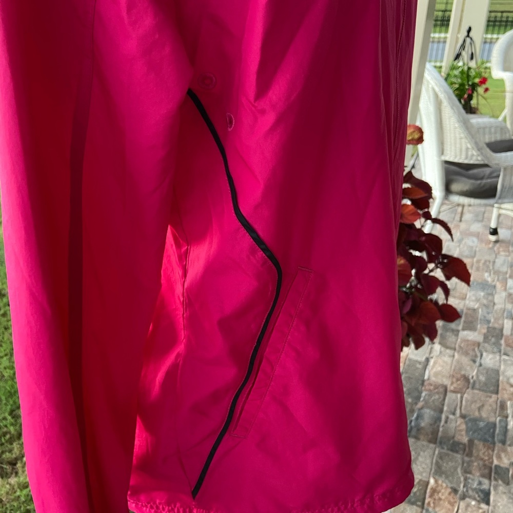 Adidas Women’s Jacket EUC - Picture 4 of 12